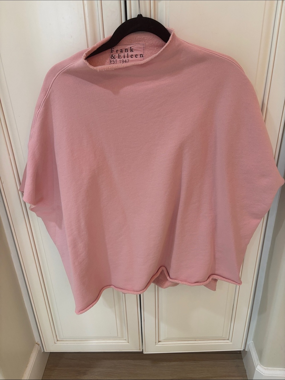 Frank & Eileen AUDREY
Funnel Neck Capelet